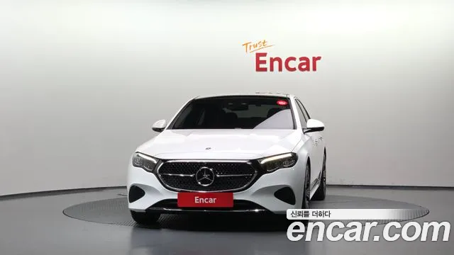 Mercedes-Benz E-Class W214 — Фото автомобиля 3