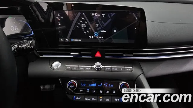 Hyundai AVANTE Новый Avante (CN7) — Фото автомобиля 14