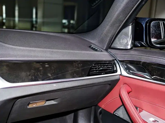 BMW 5 Series — Фото автомобиля 28