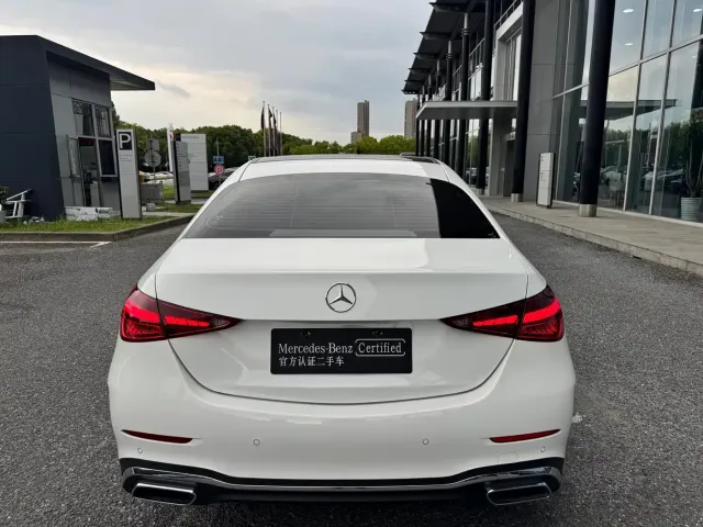 Mercedes-Benz C-Class — Фото автомобиля 5