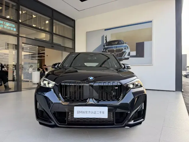 BMW X1 — Фото автомобиля 3