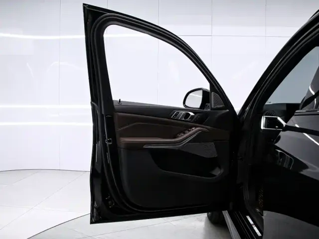 BMW X5 — Фото автомобиля 13