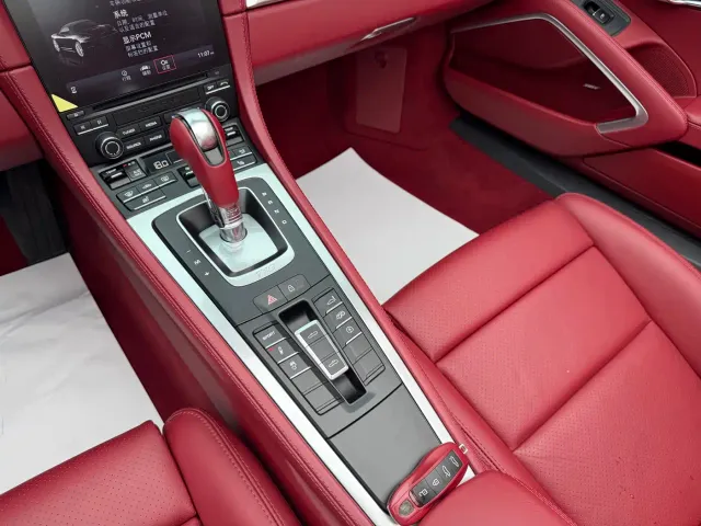 Porsche 718 — Фото автомобиля 8