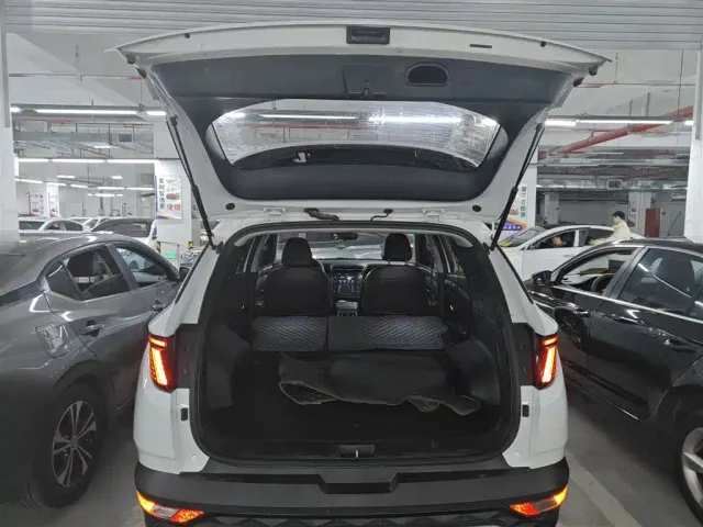 Hyundai Tucson — Фото автомобиля 17