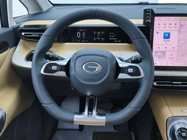 GAC Trumpchi E8 — Фото автомобиля 15