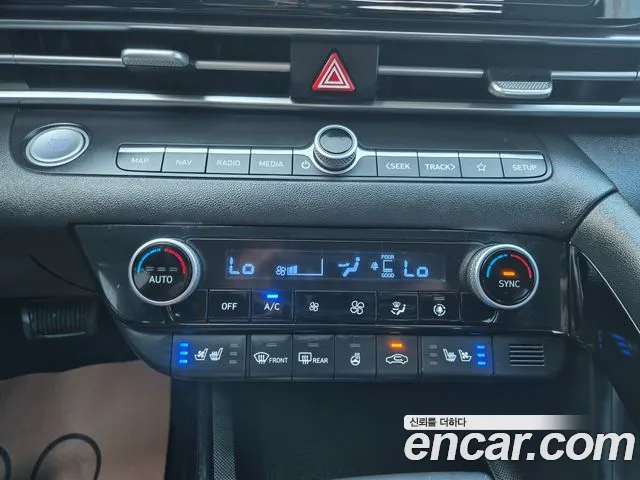 Hyundai Avante CN7 — Фото автомобиля 9
