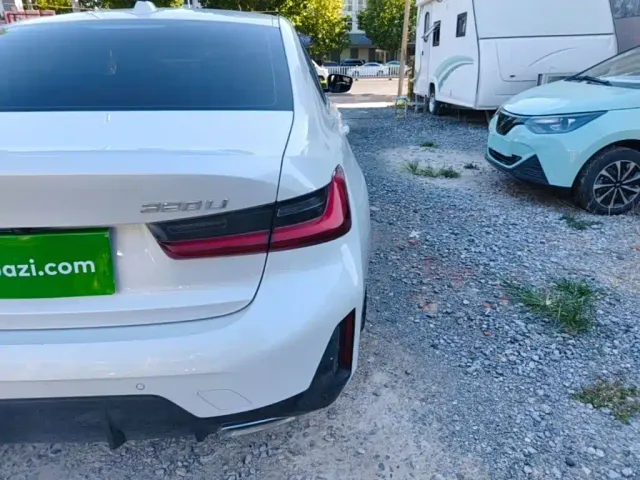 BMW 3 Series — Фото автомобиля 7