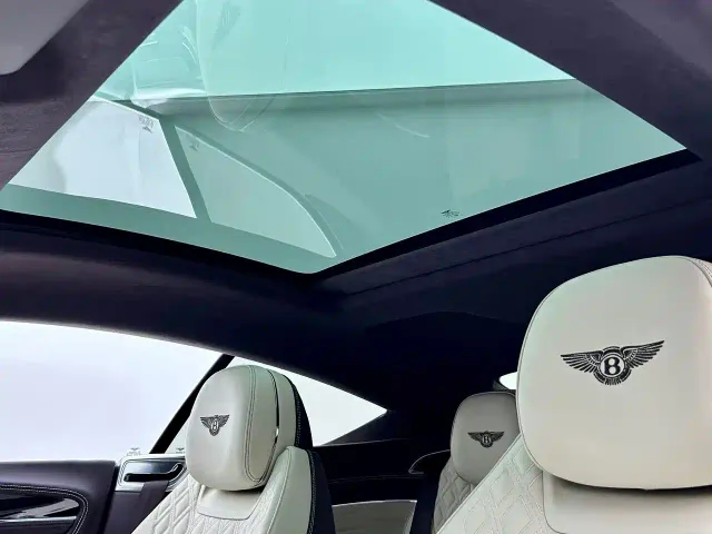 Bentley Continental — Фото автомобиля 6