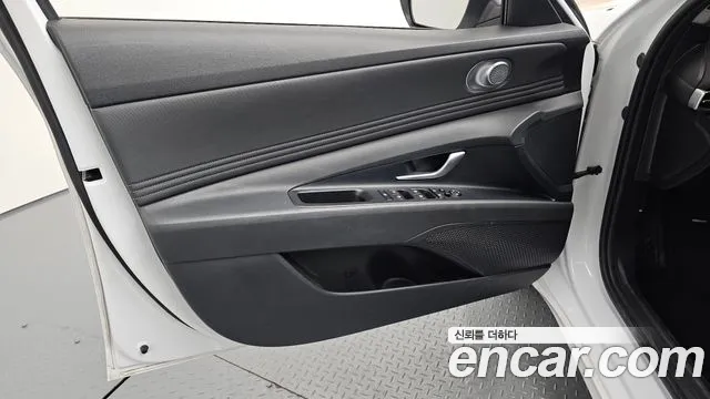 Hyundai AVANTE Avante (CN7) 1.6 LPi (Для проката) — Фото автомобиля 23