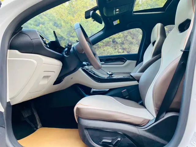 BYD Qin PLUS — Фото автомобиля 10