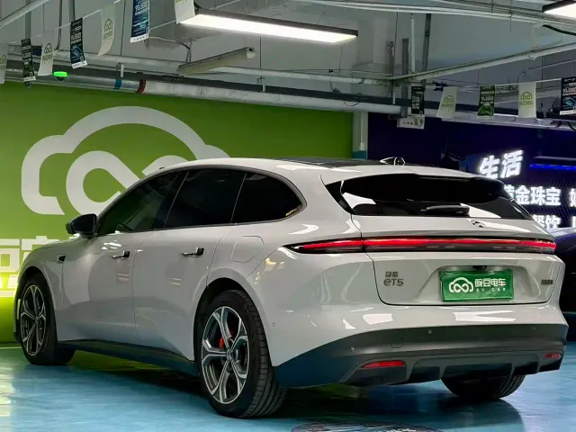 Nio ET5 Touring — Фото автомобиля 12