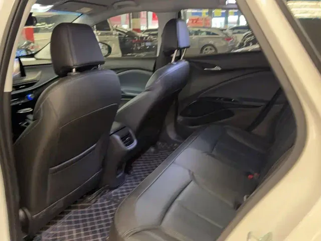 Buick Velite 6 — Фото автомобиля 9