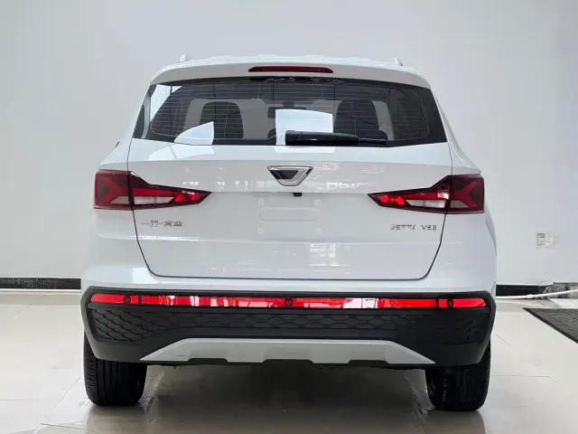 Jetta VS5 — Фото автомобиля 5
