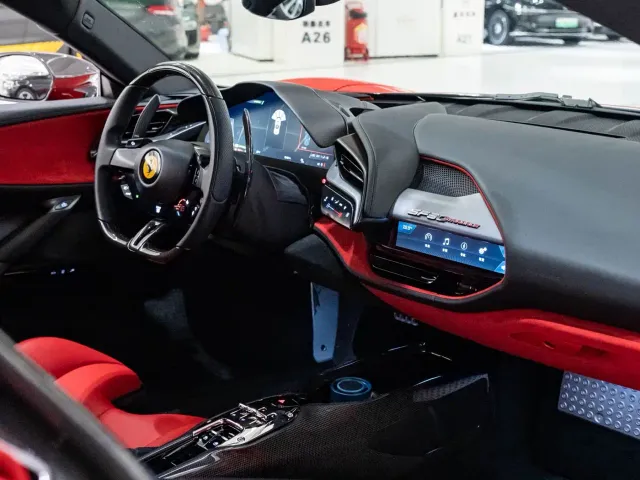 Ferrari SF90 — Фото автомобиля 10
