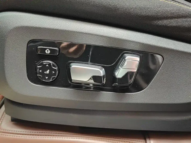 BMW X5 — Фото автомобиля 18