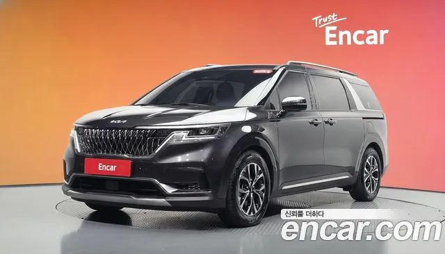 Фотография автомобиля — Kia Carnival 4th Gen