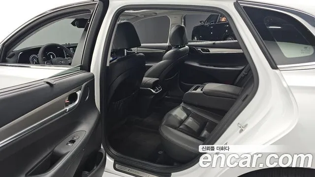Hyundai Grandeur — Фото автомобиля 11