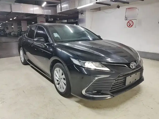 Toyota Camry — Фото автомобиля 3