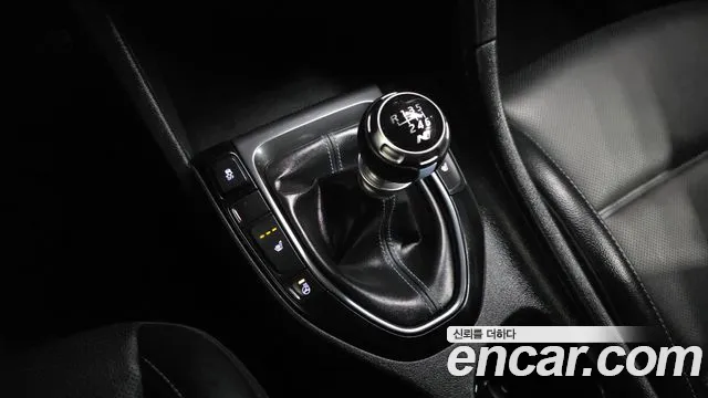 Hyundai Veloster (JS) — Фото автомобиля 12