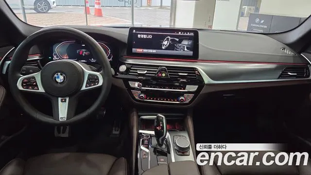 BMW 5 Series G30 — Фото автомобиля 6