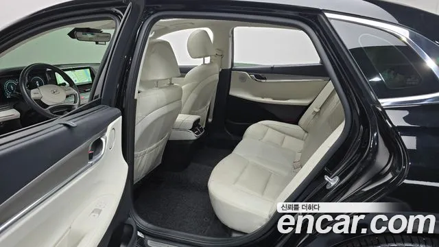 Hyundai Grandeur (New) Hybrid — Фото автомобиля 17