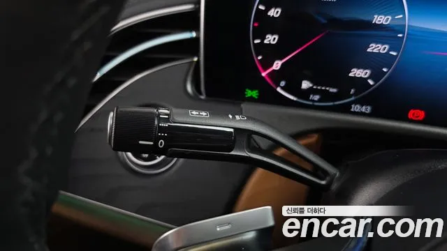 Mercedes-Benz E-Class — Фото автомобиля 27