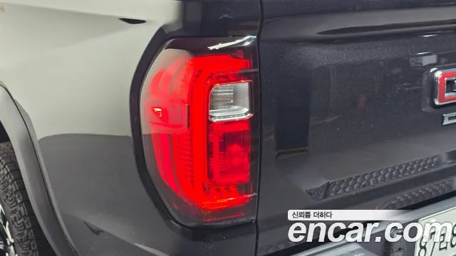 GMC Canyon — Фото автомобиля 21