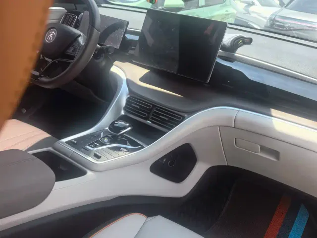 BYD Song Pro — Фото автомобиля 5
