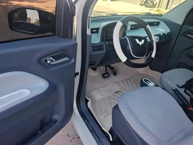 Wuling Hongguang Mini EV — Фото автомобиля 15