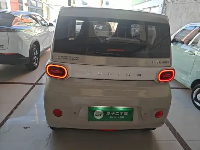 Wuling Hongguang Mini EV — Фото автомобиля 5