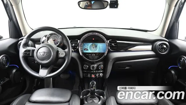Mini Cooper Cooper 5 дверей Classic — Фото автомобиля 7