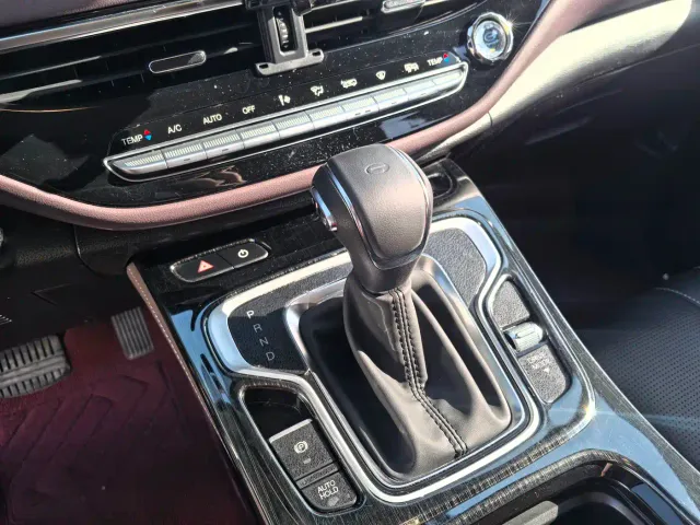 GAC Trumpchi M6 — Фото автомобиля 12