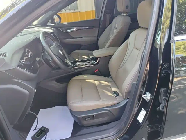Buick Envision Plus — Фото автомобиля 14