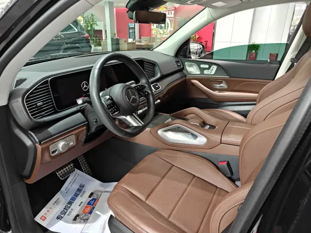 Mercedes-Benz GLS-Class — Фото автомобиля 11