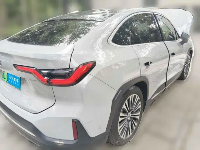 Nio EC6 — Фото автомобиля 2