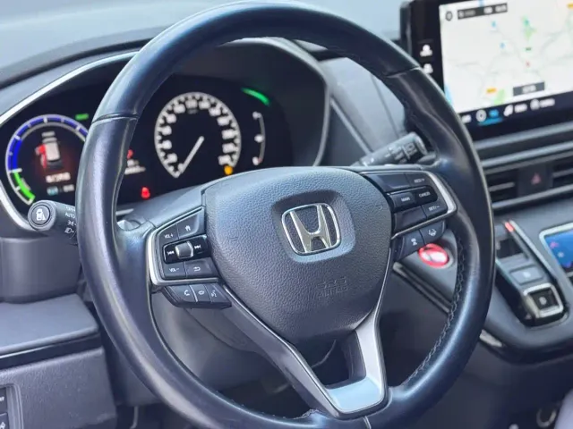 Honda Odyssey — Фото автомобиля 7
