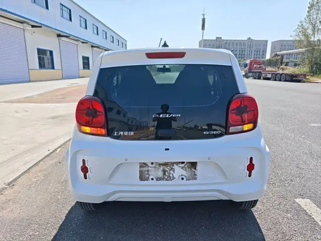 Roewe Clever — Фото автомобиля 5