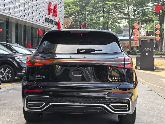 Hongqi HS5 — Фото автомобиля 16