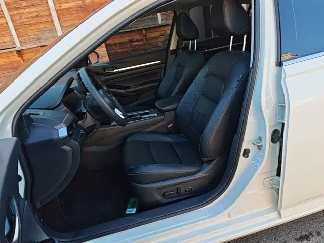 Nissan Teana — Фото автомобиля 14