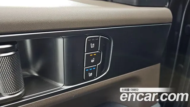 Kia Tasman Tasman 2.5T Бензин 4WD — Фото автомобиля 19