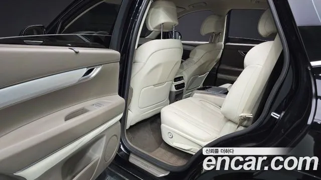 Genesis GV80 — Фото автомобиля 16