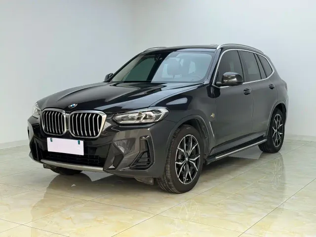 Фотография автомобиля — BMW X3