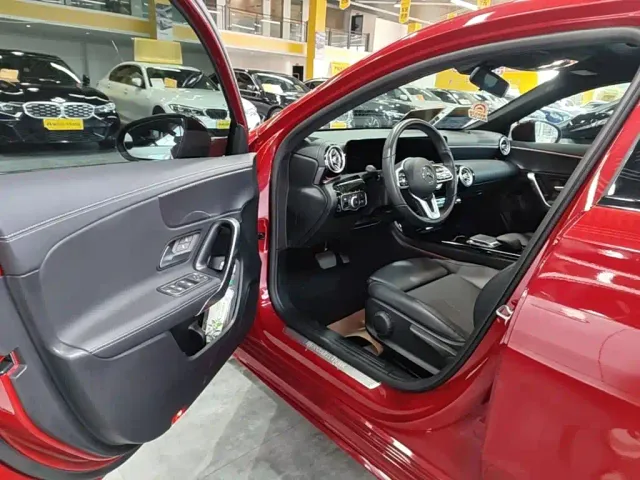 Mercedes-Benz A-Class — Фото автомобиля 15