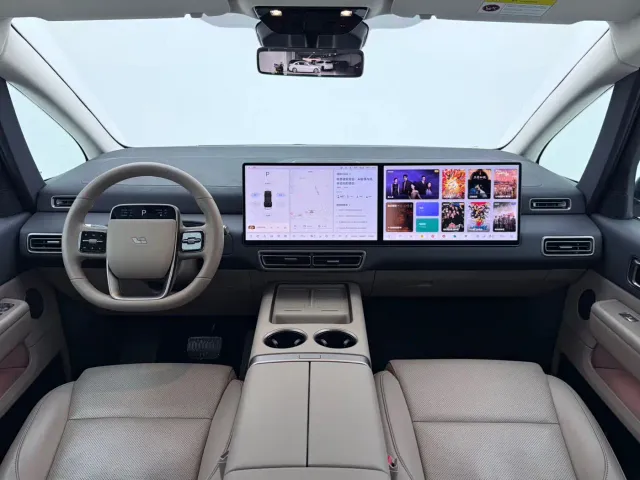 Li Auto MEGA — Фото автомобиля 7