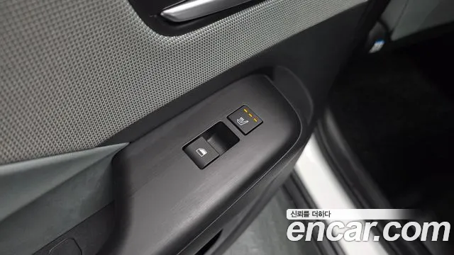 Hyundai Kona Kona (SX2) Бензин 1.6 турбо 2WD — Фото автомобиля 19