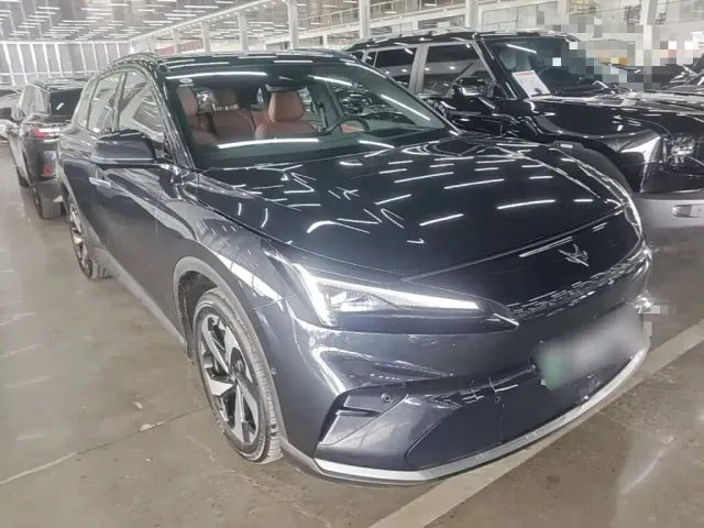 Arcfox Alpha T5 — Фото автомобиля 3