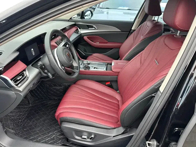 Hongqi H5 — Фото автомобиля 8