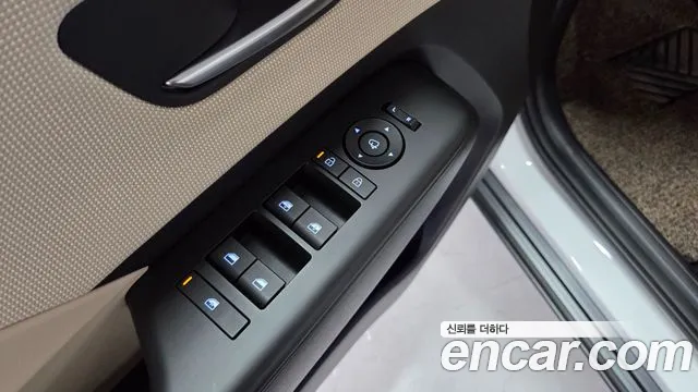 Hyundai Kona SX2 — Фото автомобиля 14