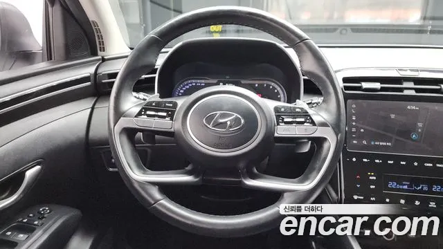 Hyundai Tucson Tucson (NX4) Бензин 1.6 турбо 2WD — Фото автомобиля 13
