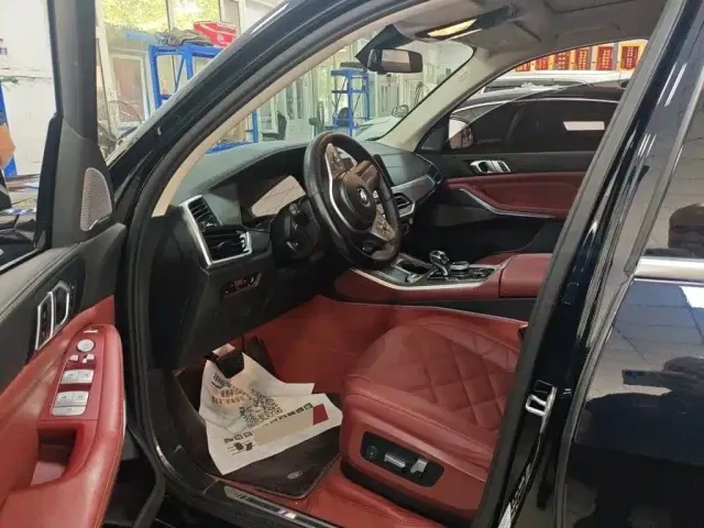 BMW X5 — Фото автомобиля 3